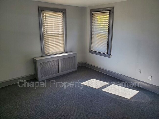 Building Photo - 6000 N 19th St