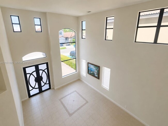 Building Photo - 15350 SW 11th St