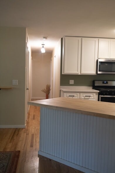Building Photo - 2711 W 84th Ave