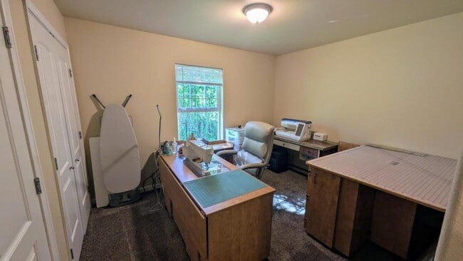 Building Photo - 4866 S Danielle St