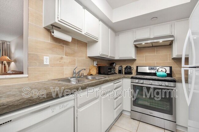 Building Photo - 134 Mangano Cir