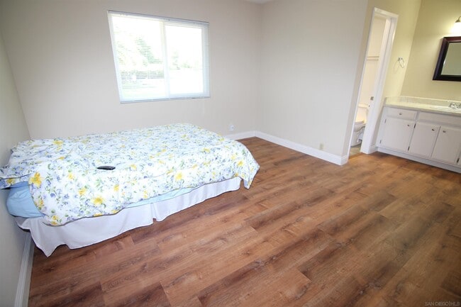 Building Photo - 16328 Bassett Ct