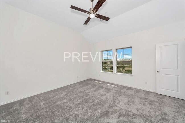 Building Photo - 3 br, 2.5 bath Townhome - 4413 Union Street