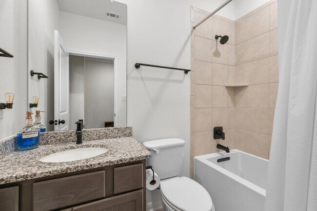 Building Photo - 111 Beryl Wy