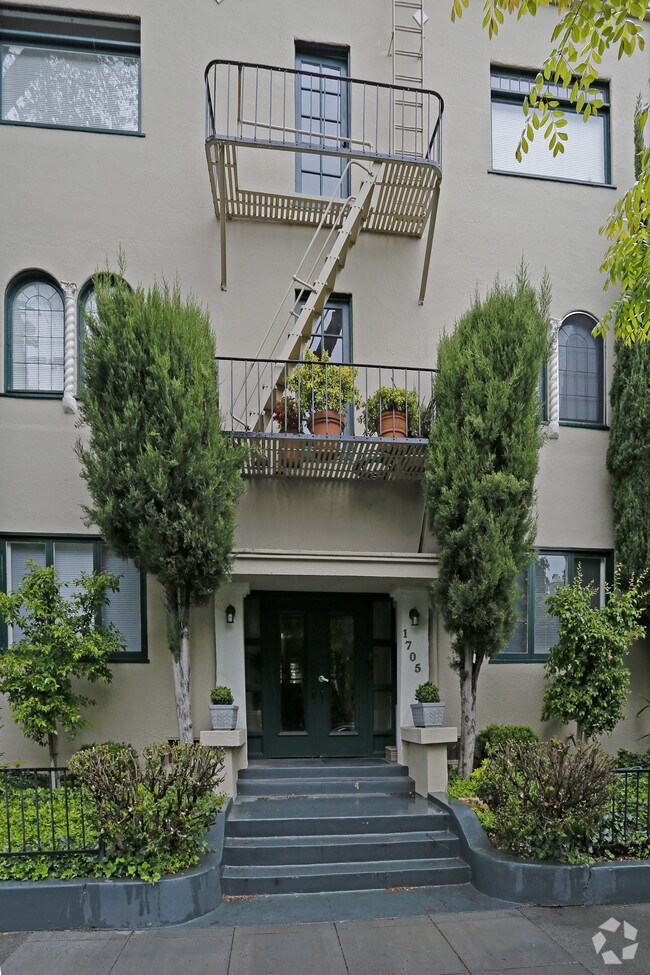 Building Photo - 1705 N Street