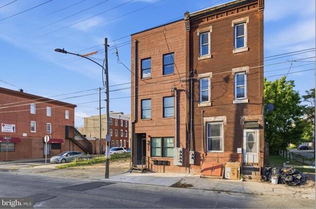 Building Photo - 630 W Cumberland St