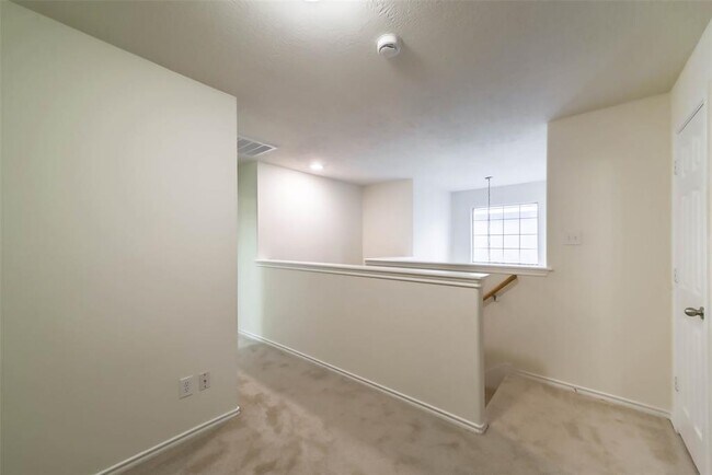 Building Photo - 246 W Stedhill Loop