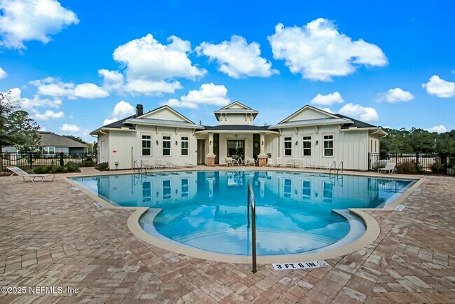 Building Photo - 254 Seville Pkwy