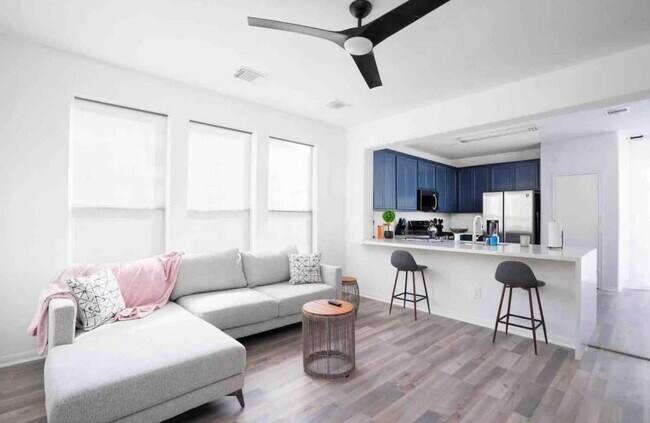 Building Photo - 8106 Fisher Glen Ln