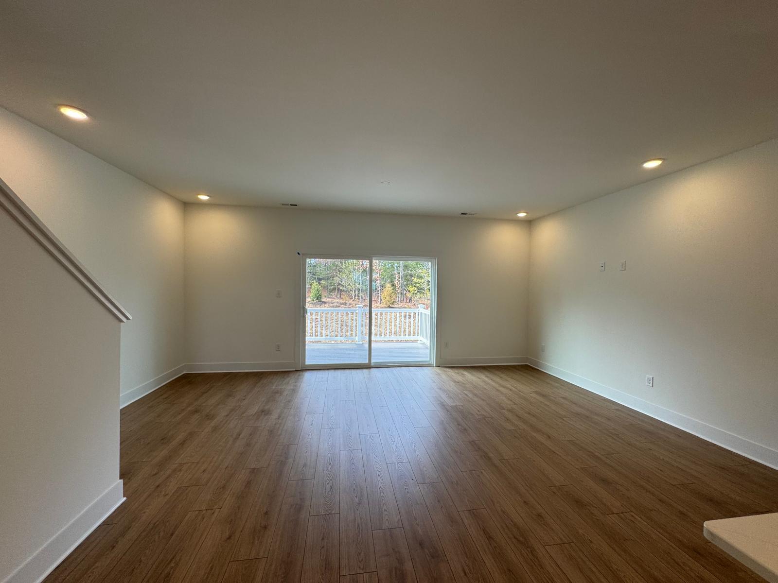 Building Photo - 6606 Sunrise Oasis Ln