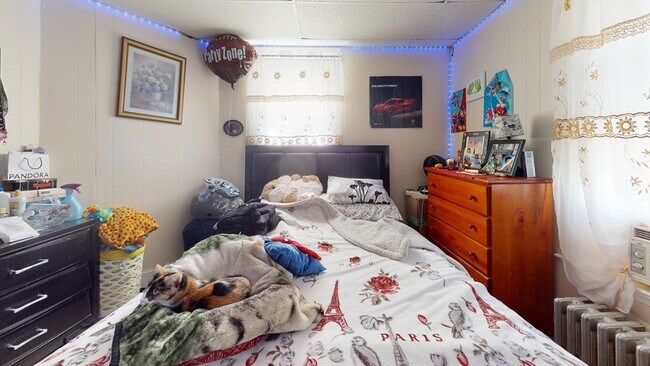 Building Photo - 46-50 Plymouth St