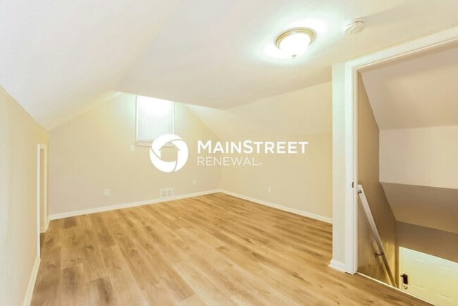 Building Photo - 3 Bedroom Pet-Friendly Home in Kansas City...