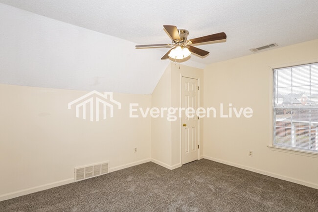 Building Photo - 7330 Appling Meadow Cove