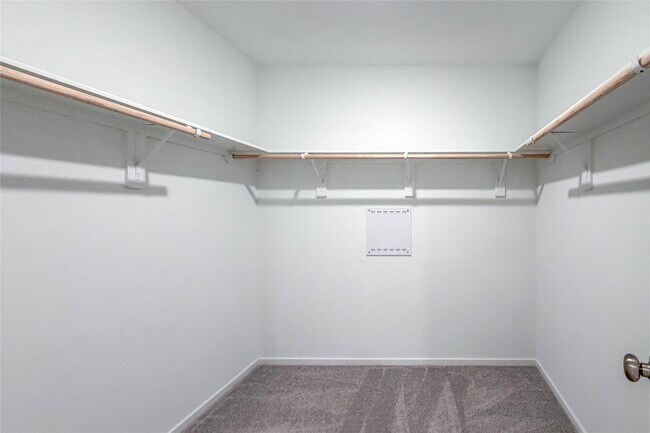 Building Photo - 3005 Highbank Dr