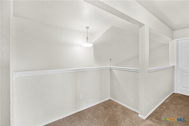 Building Photo - 1602 Gigante Dr