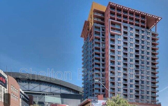 Building Photo - 310 S 4th St