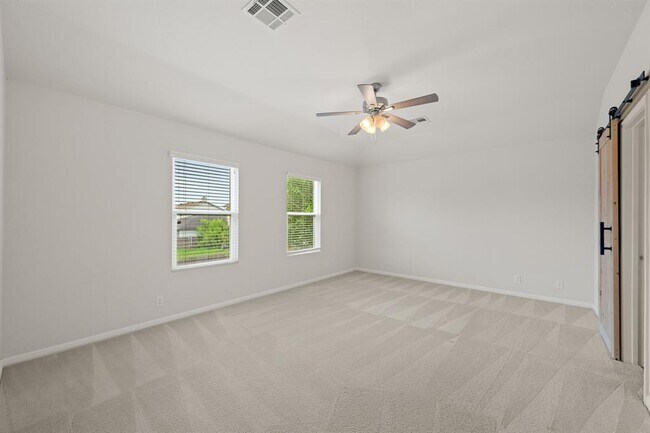Building Photo - 8902 Magna Carta Loop