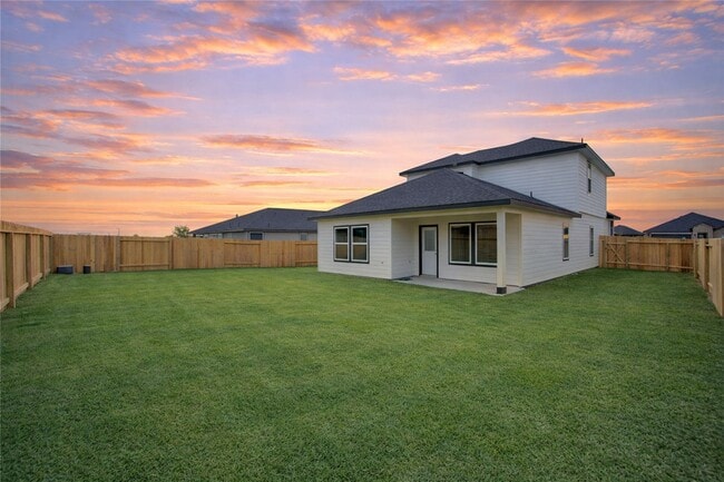 Building Photo - 9043 Rose Water Trl