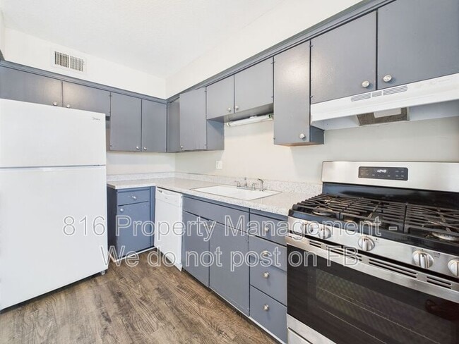 Building Photo - 8030 Campbell St