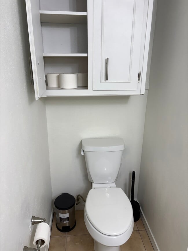 Building Photo - 4338 Ridgecrest Cir