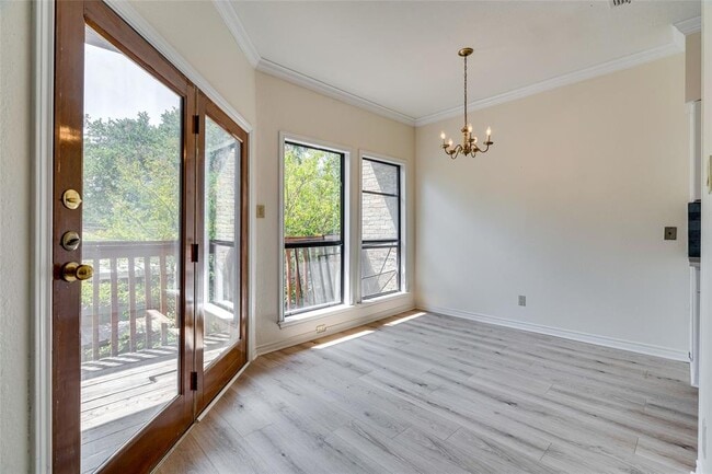 Building Photo - 1406 Windsor Rd