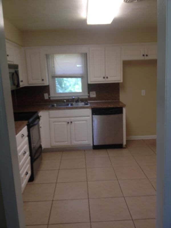 Building Photo - **UPCOMING**3 Bedroom / 1 Bathroom Home for Rent in Columbus, GA***