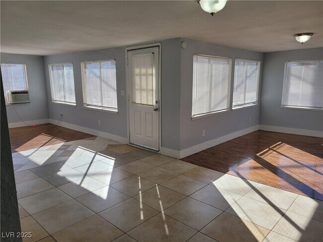 Building Photo - 1700 N Timber Ln