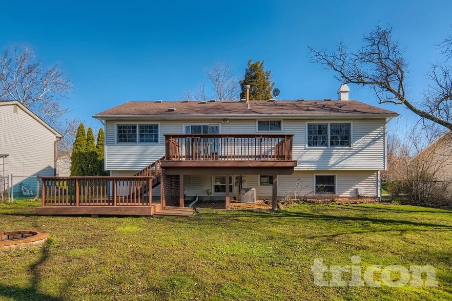 Building Photo - 1045 Brush Hill Ln