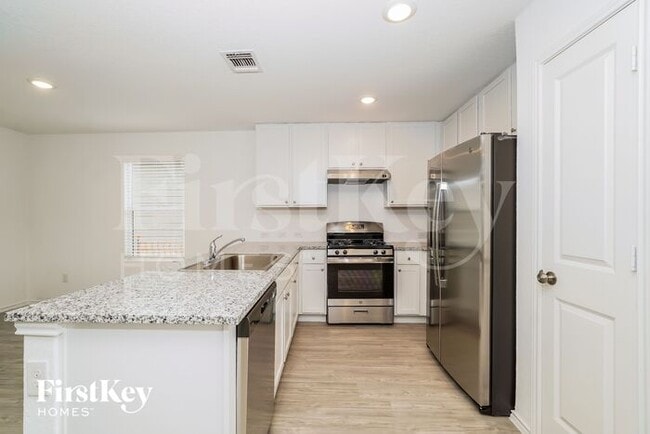 Building Photo - 6459 Cibolo Springs