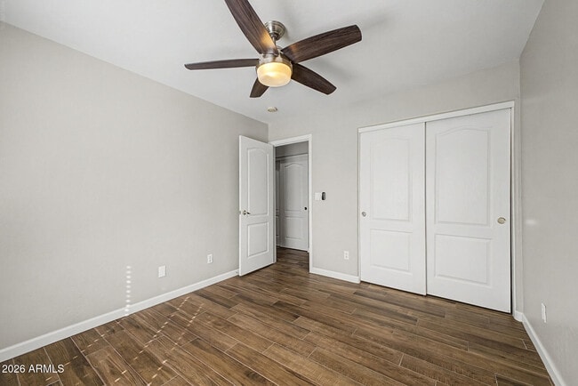 Building Photo - 1321 N Malibu Ln
