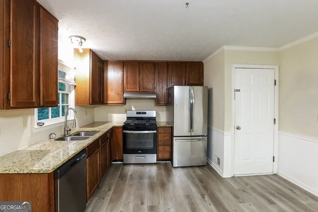 Building Photo - 2350 Bankstone Dr SW