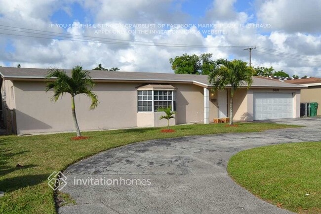 Building Photo - 8469 Windsor Dr