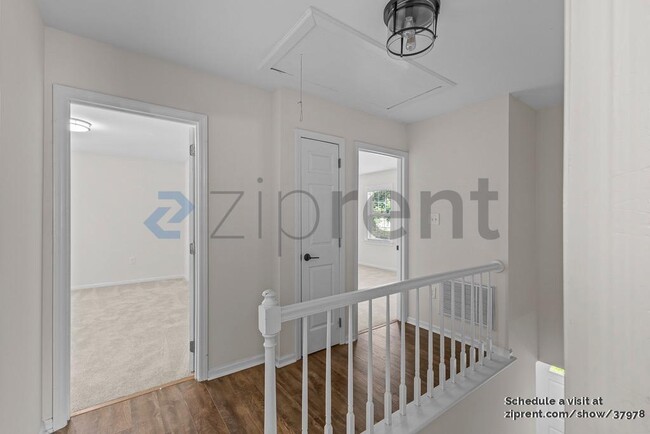 Building Photo - 8730 Fieldgate Dr
