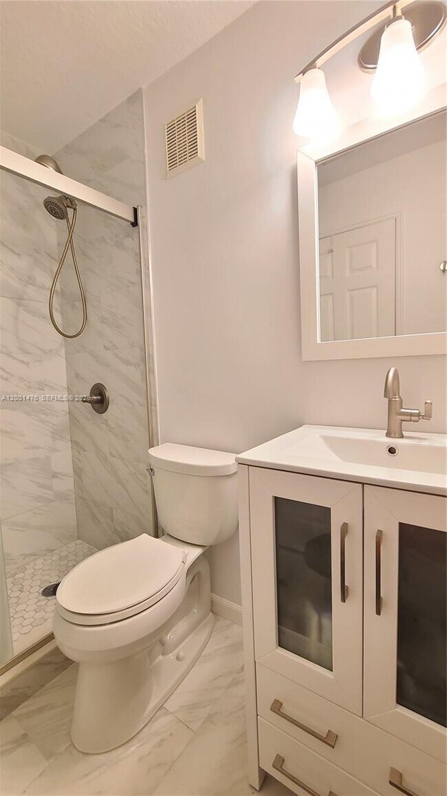 Building Photo - 5791 NW 116th Ave