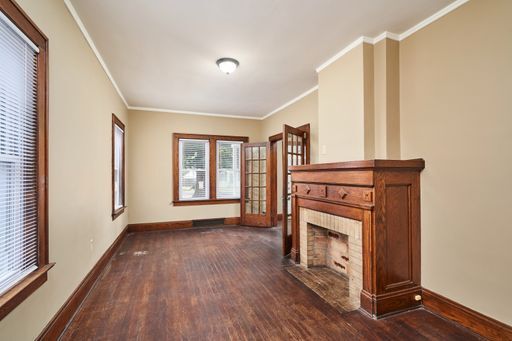 Building Photo - East Akron 3 Bed Home Available (Open to S...