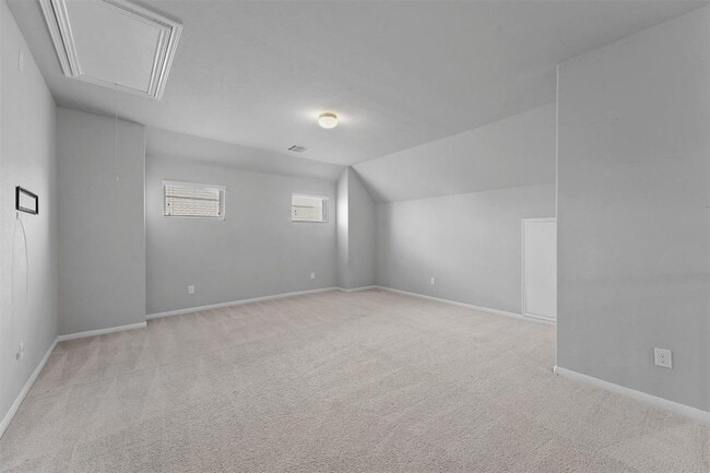 Building Photo - 5443 Grand View Dr
