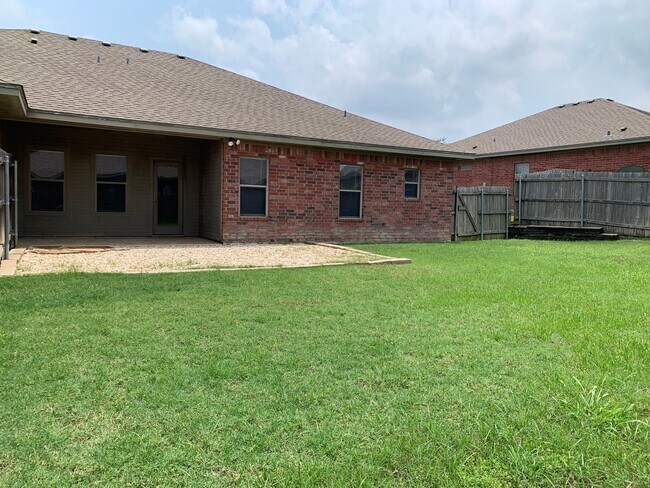 Building Photo - 3013 Beauford St