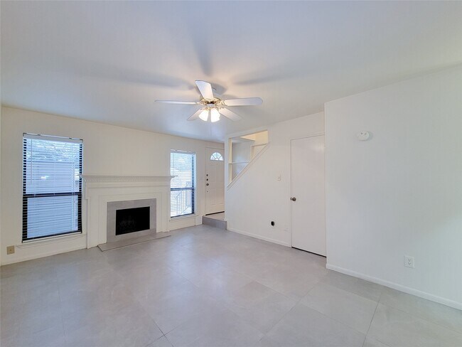 Building Photo - 1601 S Shepherd Dr