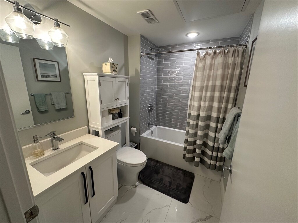 Building Photo - 56 Winship St