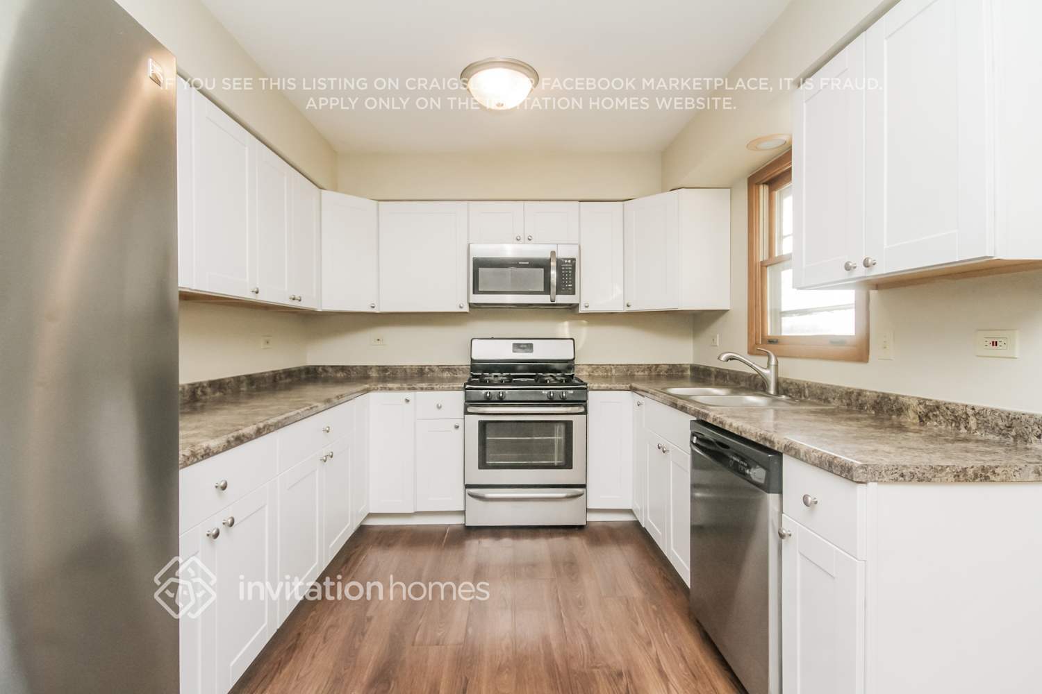 Building Photo - 3818 Jonathan Simpson Dr