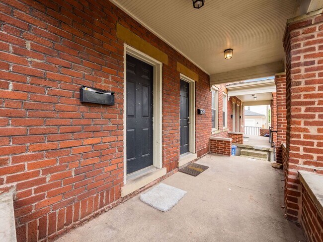 Building Photo - Available Now! Located in Merion Village, ...