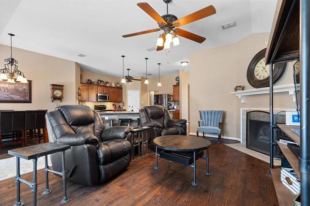 Building Photo - 2912 Day Star Dr