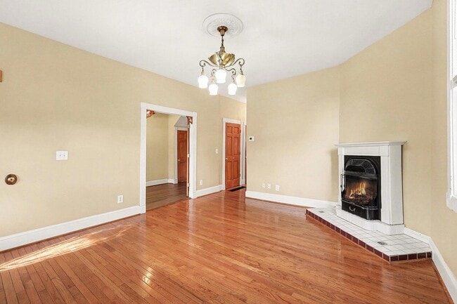 Building Photo - 222 Sterrett Ave