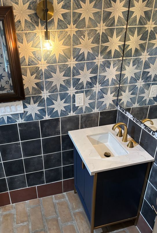 Building Photo - 1802 N Raymond Ave