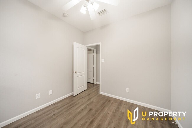 Building Photo - One-story 3B2B in Stonebridge Ranch