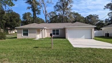 Building Photo - 4 Bedroom 2 Bath in Summerfield Florida