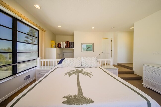 Building Photo - 18111 1st St E