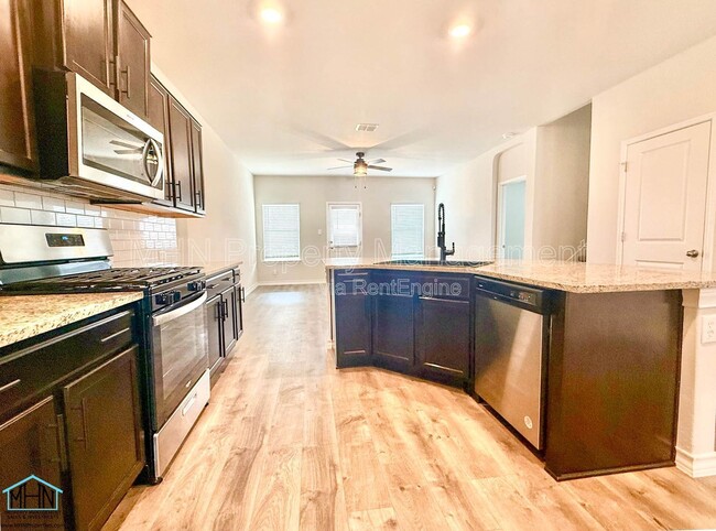 Building Photo - 13722 Trinity Cv