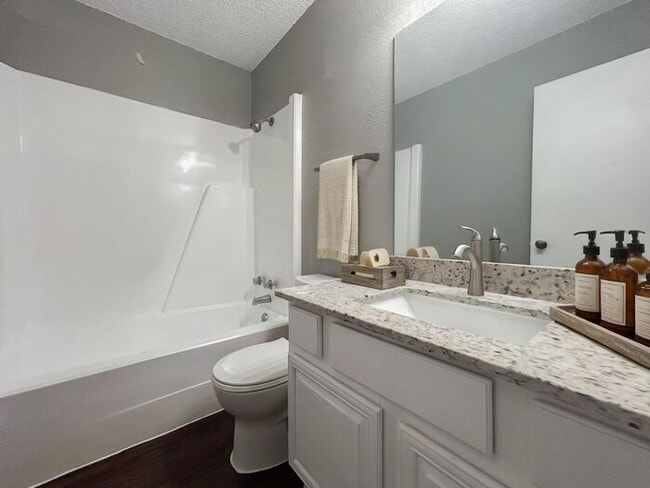 Building Photo - 610 Wolftrap Dr