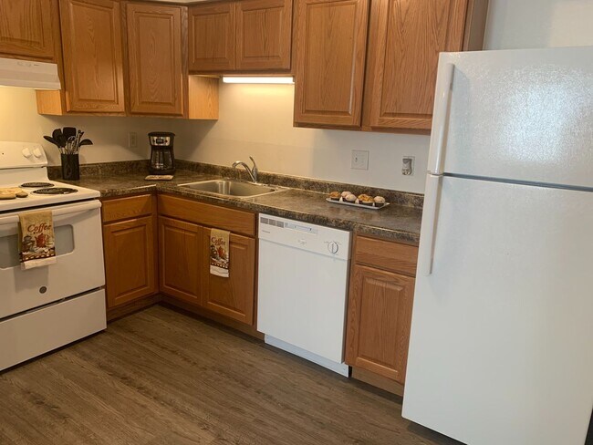 Interior Photo - Indianola Park 2